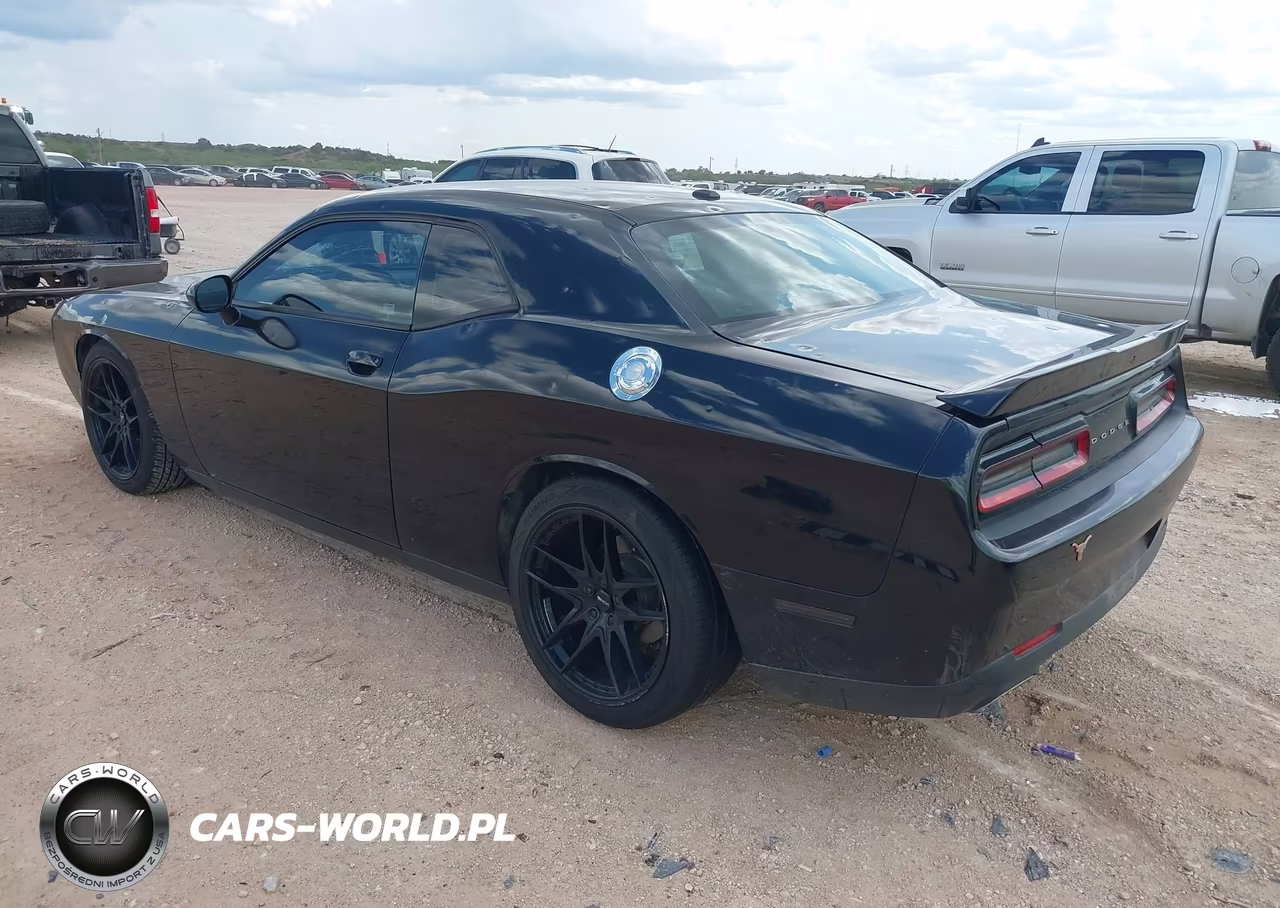 2018 Dodge Challenger Sxt VIN:2C3CDZAGXJH127888 - 3