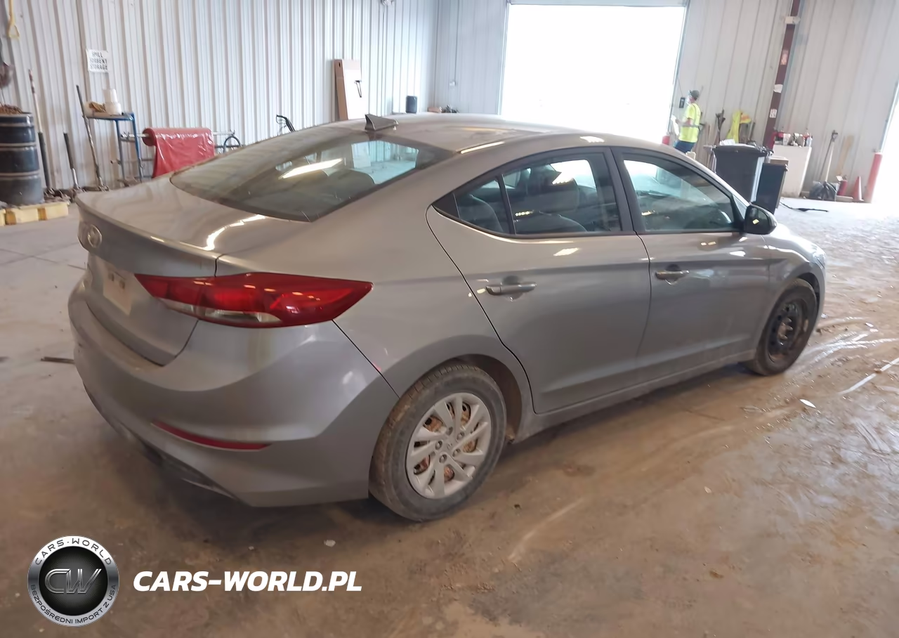 2017 Hyundai Elantra Se VIN:5NPD74LF0HH195133 - 4