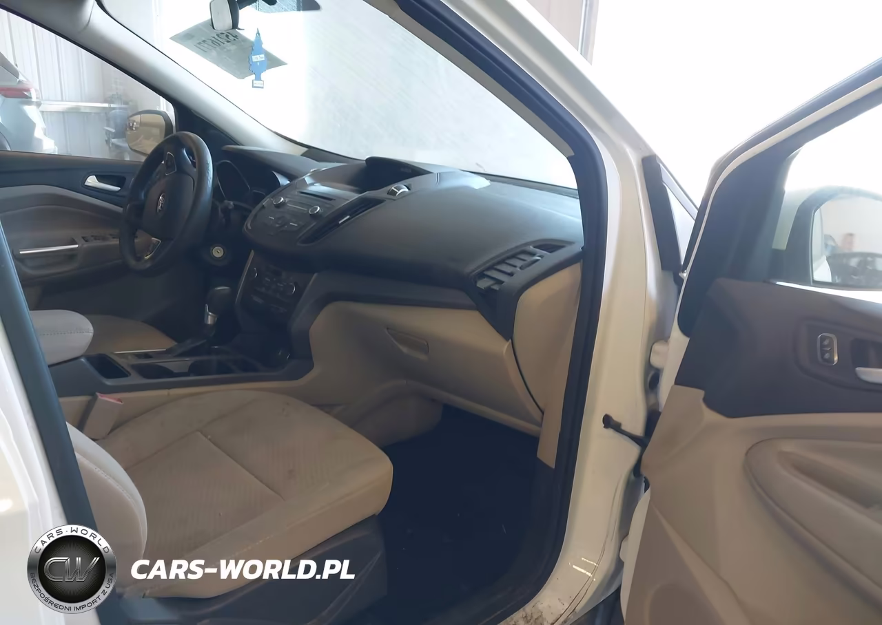 2017 Ford Escape Se VIN:1FMCU0G97HUA69662 - 5