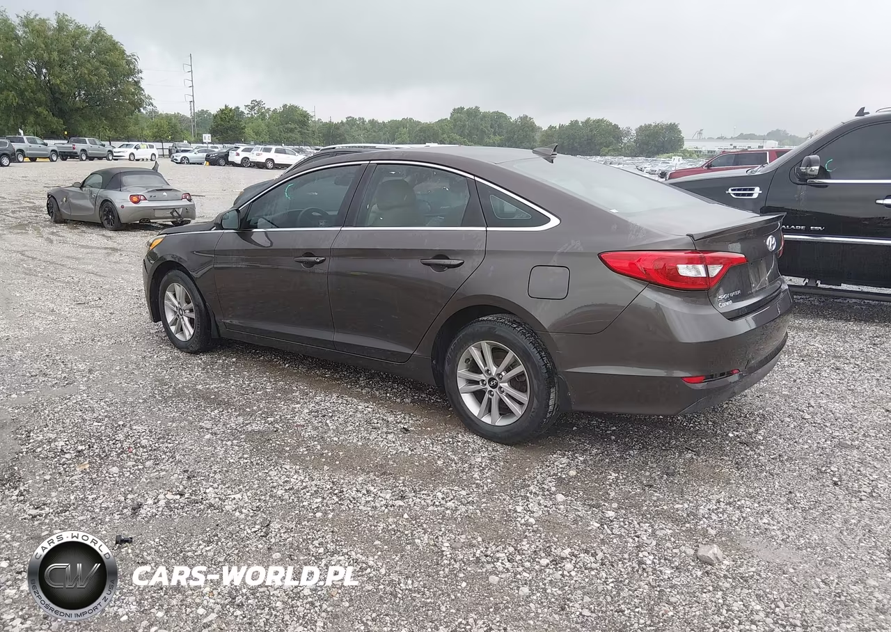 2015 Hyundai Sonata Se VIN:5NPE24AF4FH141403 - 3