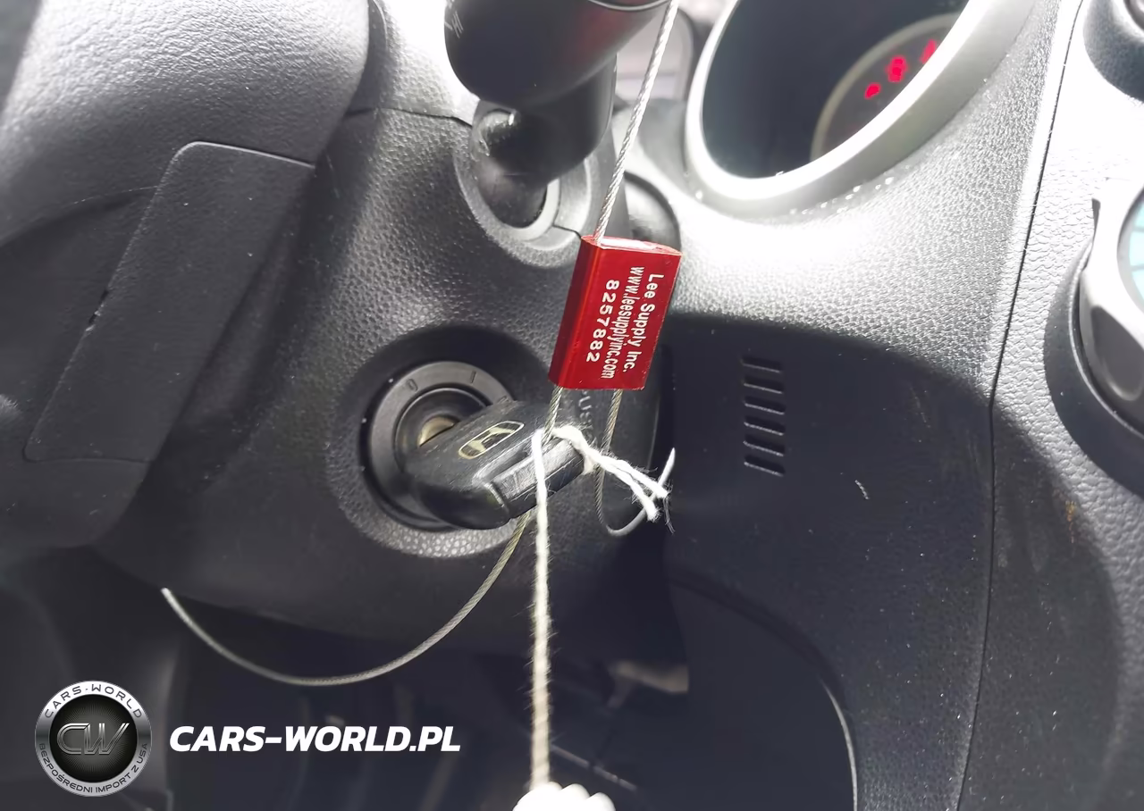 2012 Honda Fit VIN:JHMGE8H36CC040811 - 11