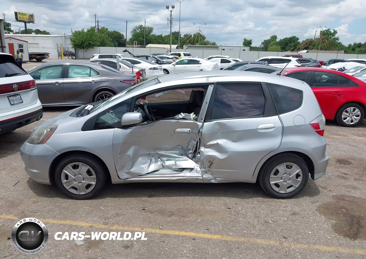 2012 Honda Fit VIN:JHMGE8H36CC040811 - 14