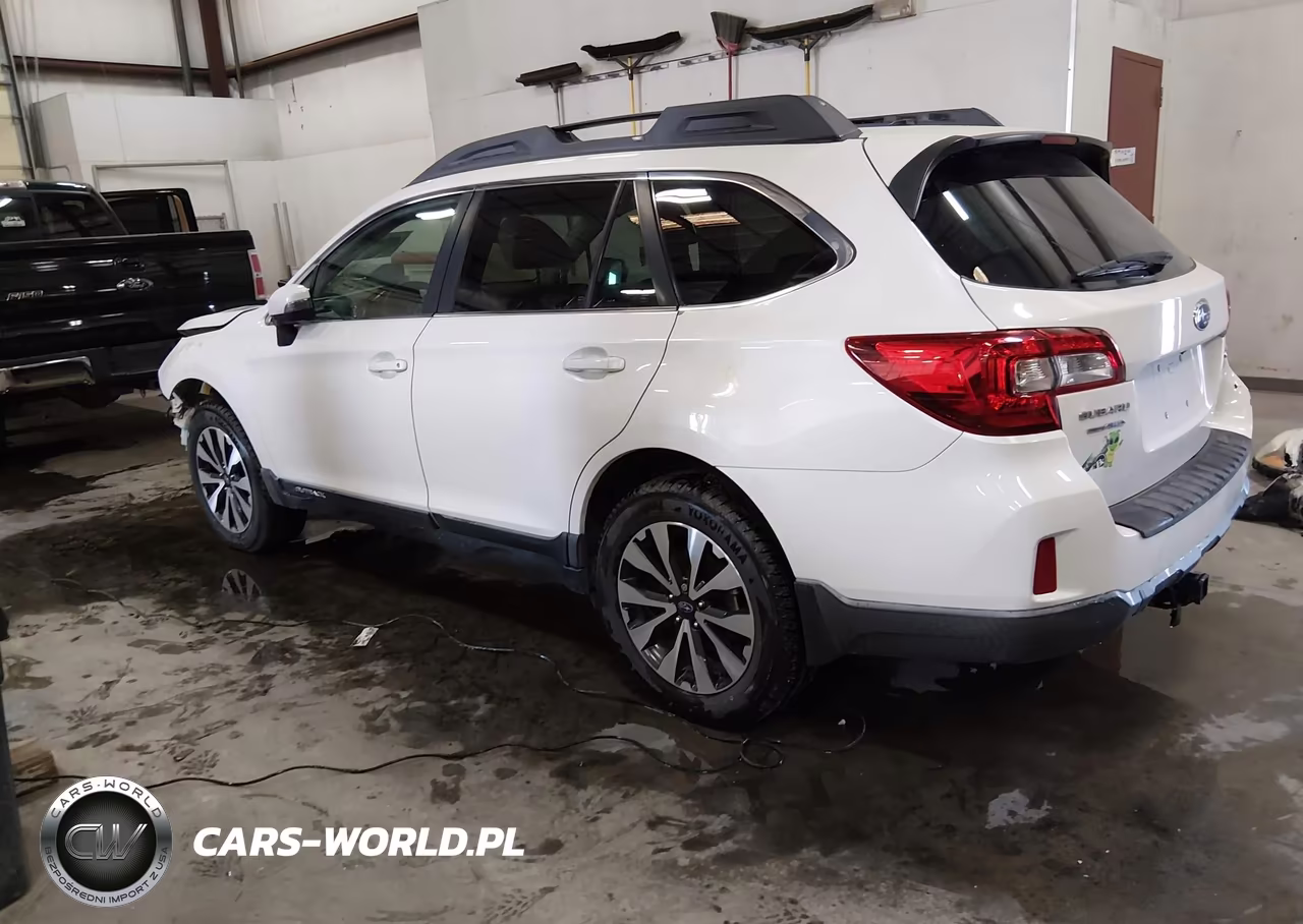 2015 Subaru Outback VIN:4S4BSAJC3F3323284 - 3