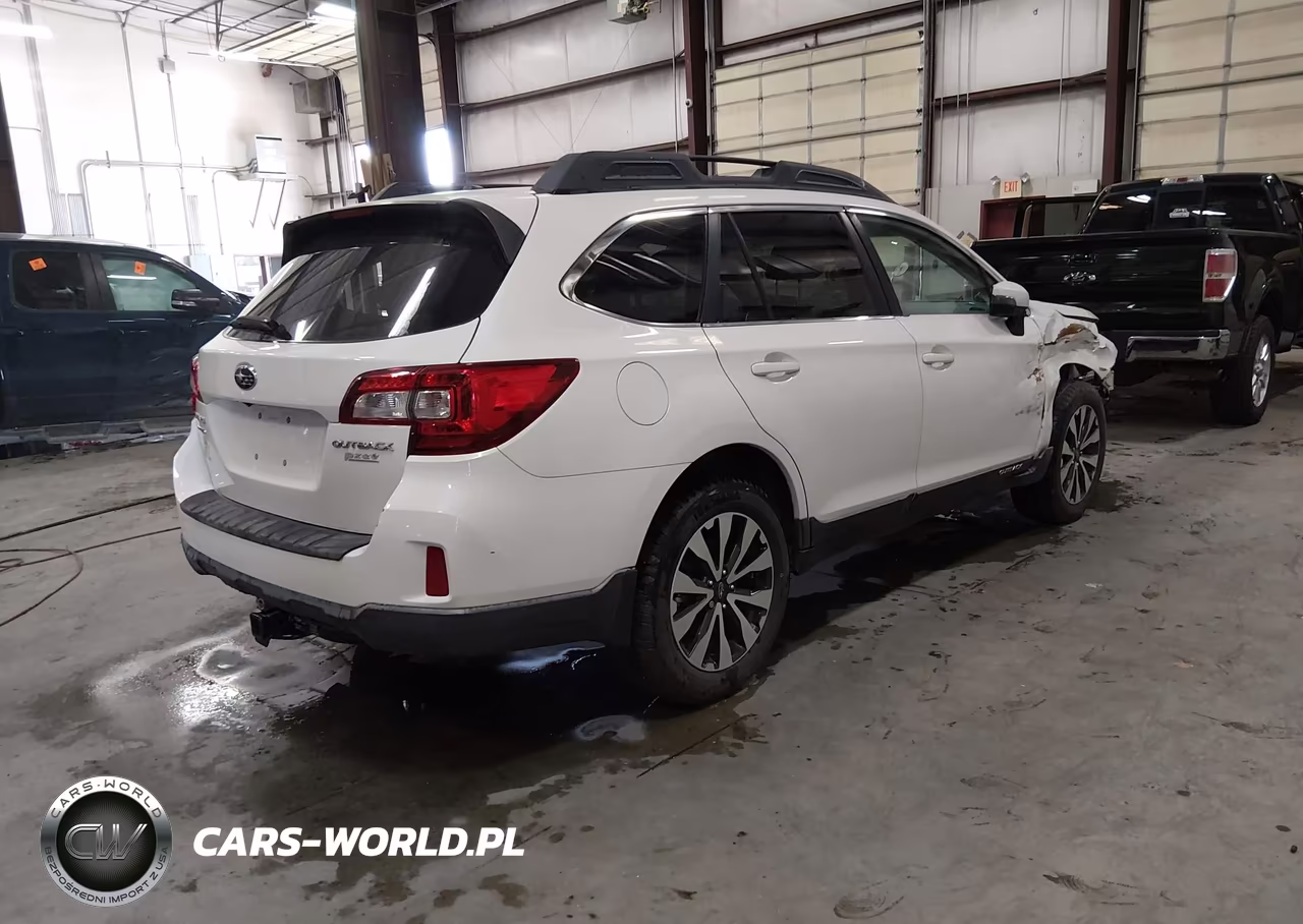 2015 Subaru Outback VIN:4S4BSAJC3F3323284 - 4