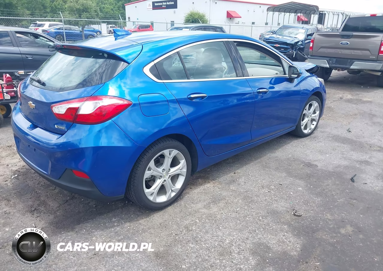 2017 Chevrolet Cruze Premier Auto VIN:3G1BF6SM9HS585703 - 4