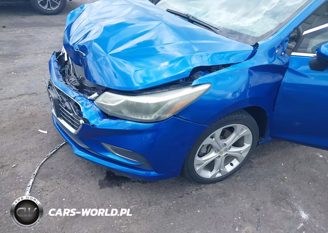 2017 Chevrolet Cruze Premier Auto VIN:3G1BF6SM9HS585703 - 6
