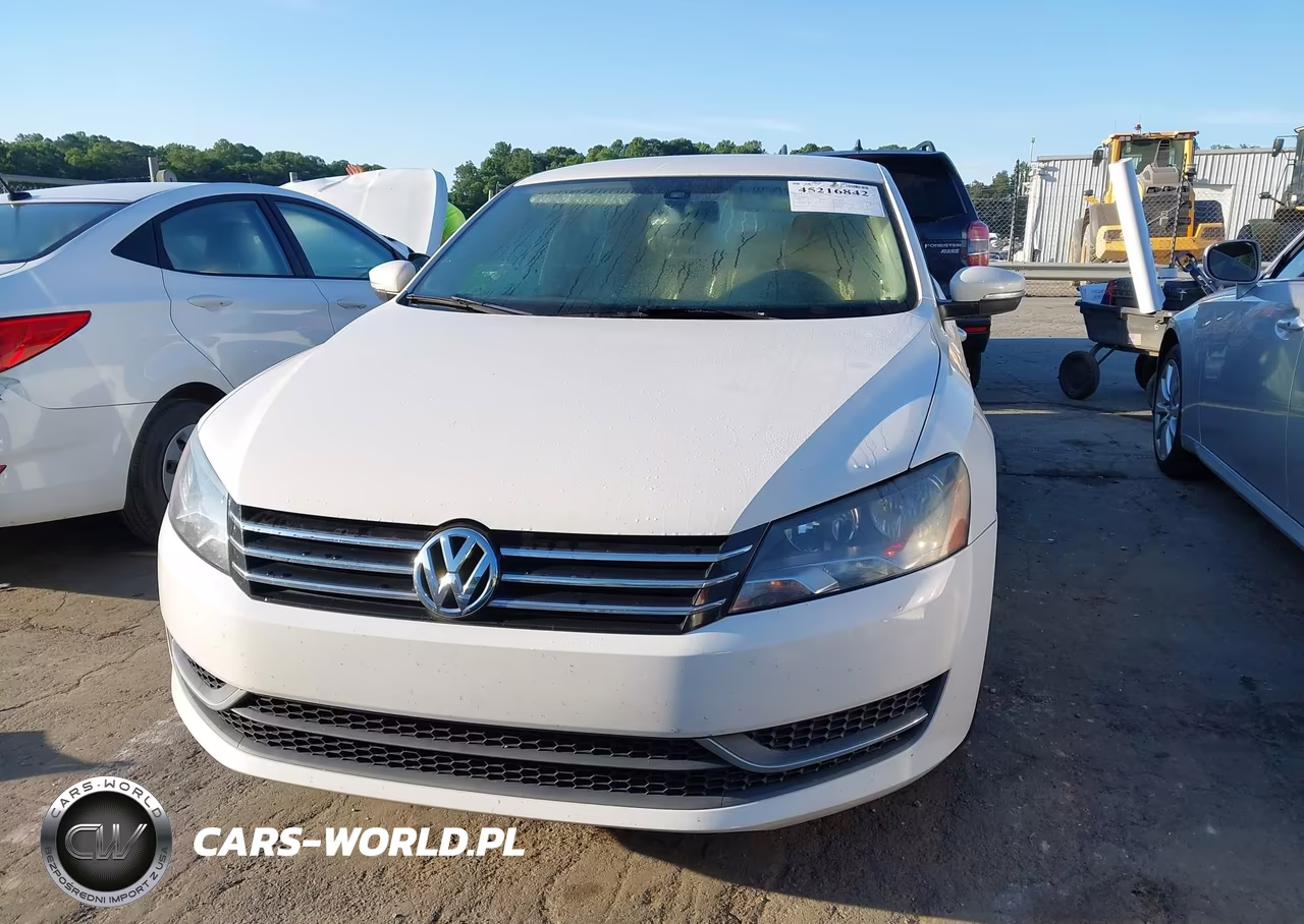 2013 Volkswagen Passat 2.5L Wolfsburg Edition VIN:1VWAH7A35DC143087 - 12