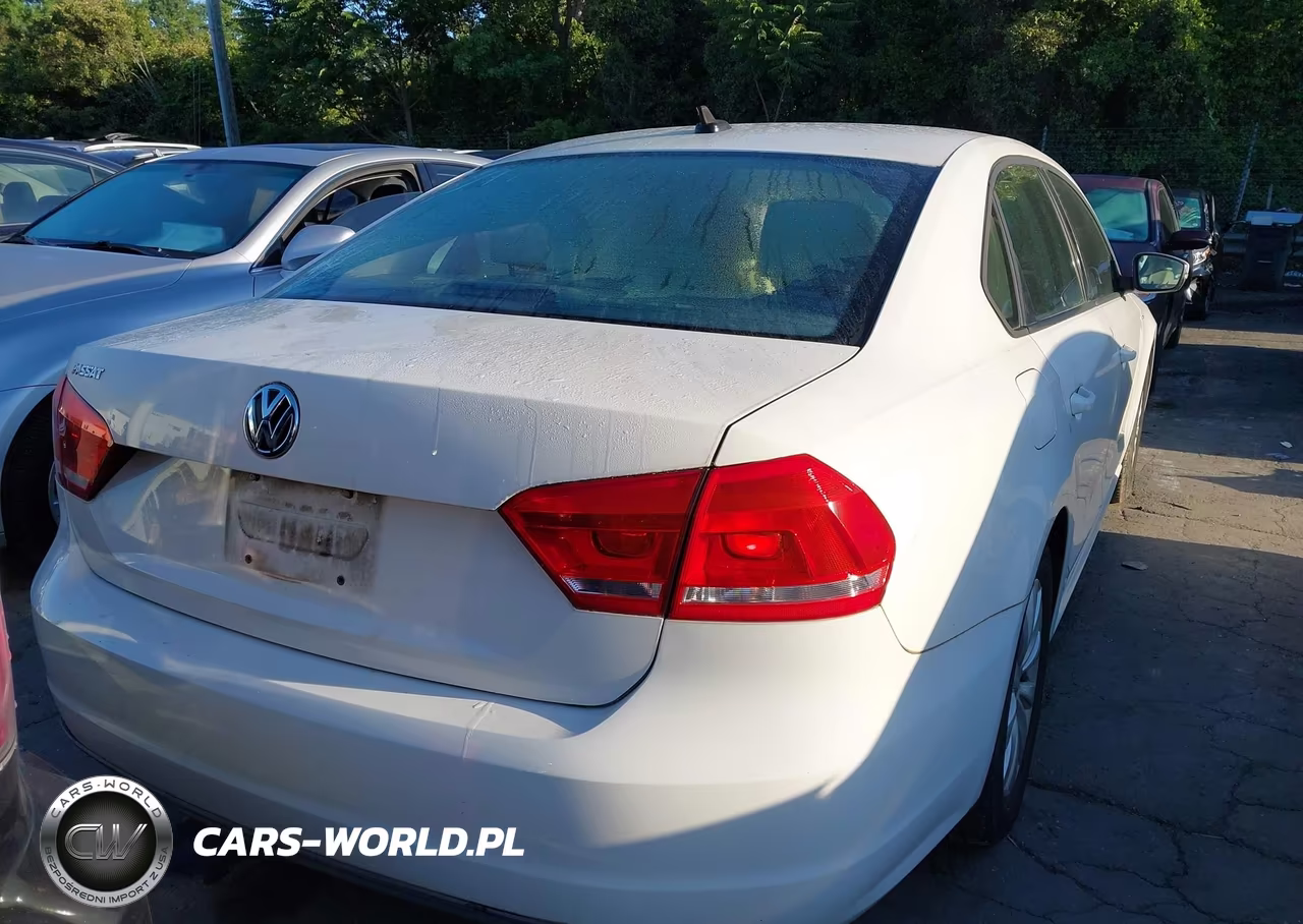 2013 Volkswagen Passat 2.5L Wolfsburg Edition VIN:1VWAH7A35DC143087 - 16