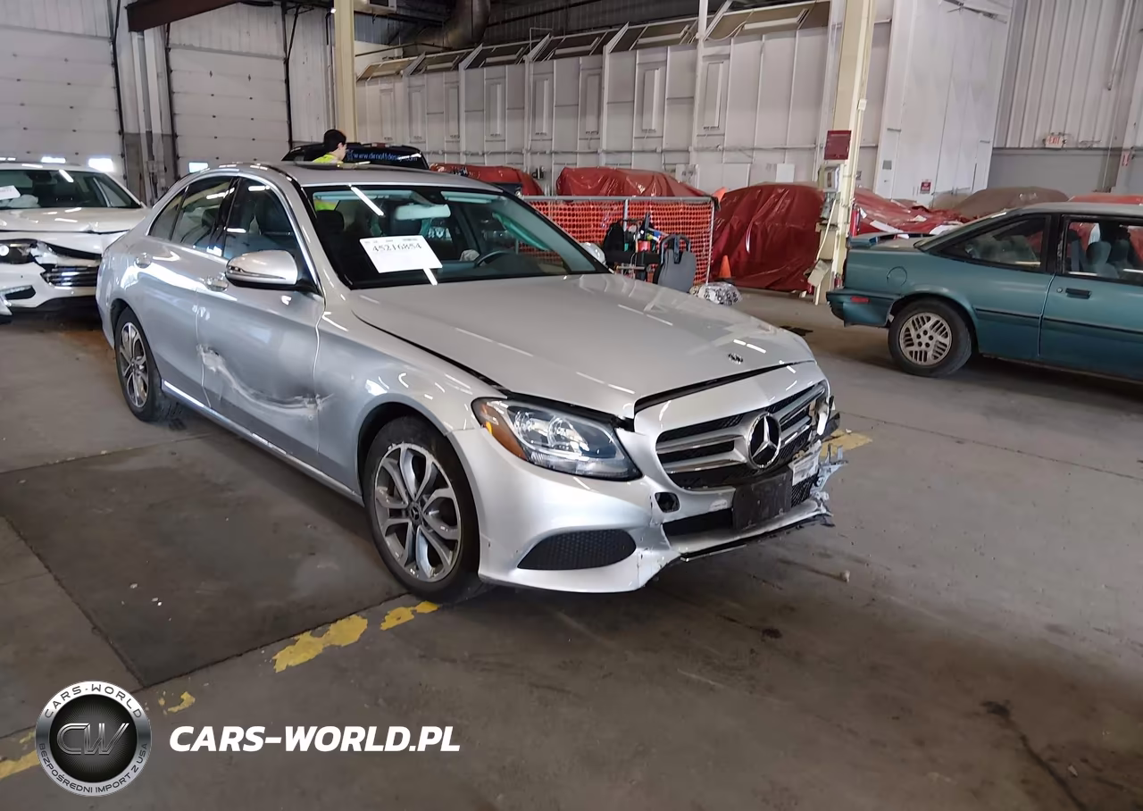 2018 Mercedes-Benz C 300
