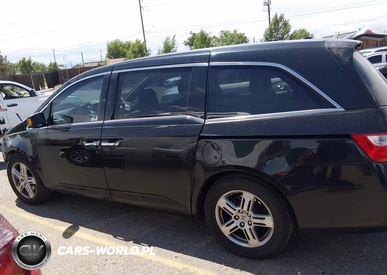 2011 Honda Odyssey Touring-Touring Elite VIN:5FNRL5H94BB089915 - 15
