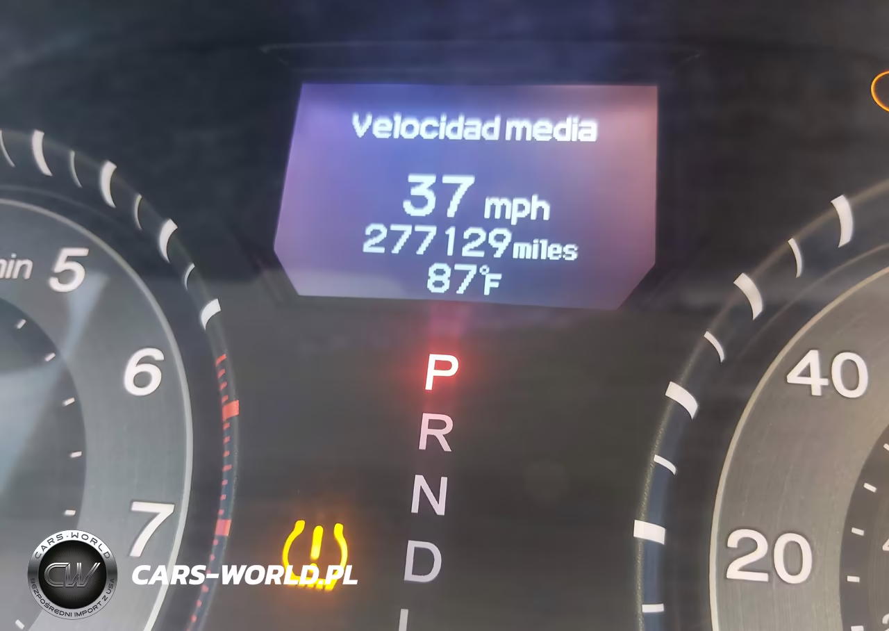 2011 Honda Odyssey Touring-Touring Elite VIN:5FNRL5H94BB089915 - 16
