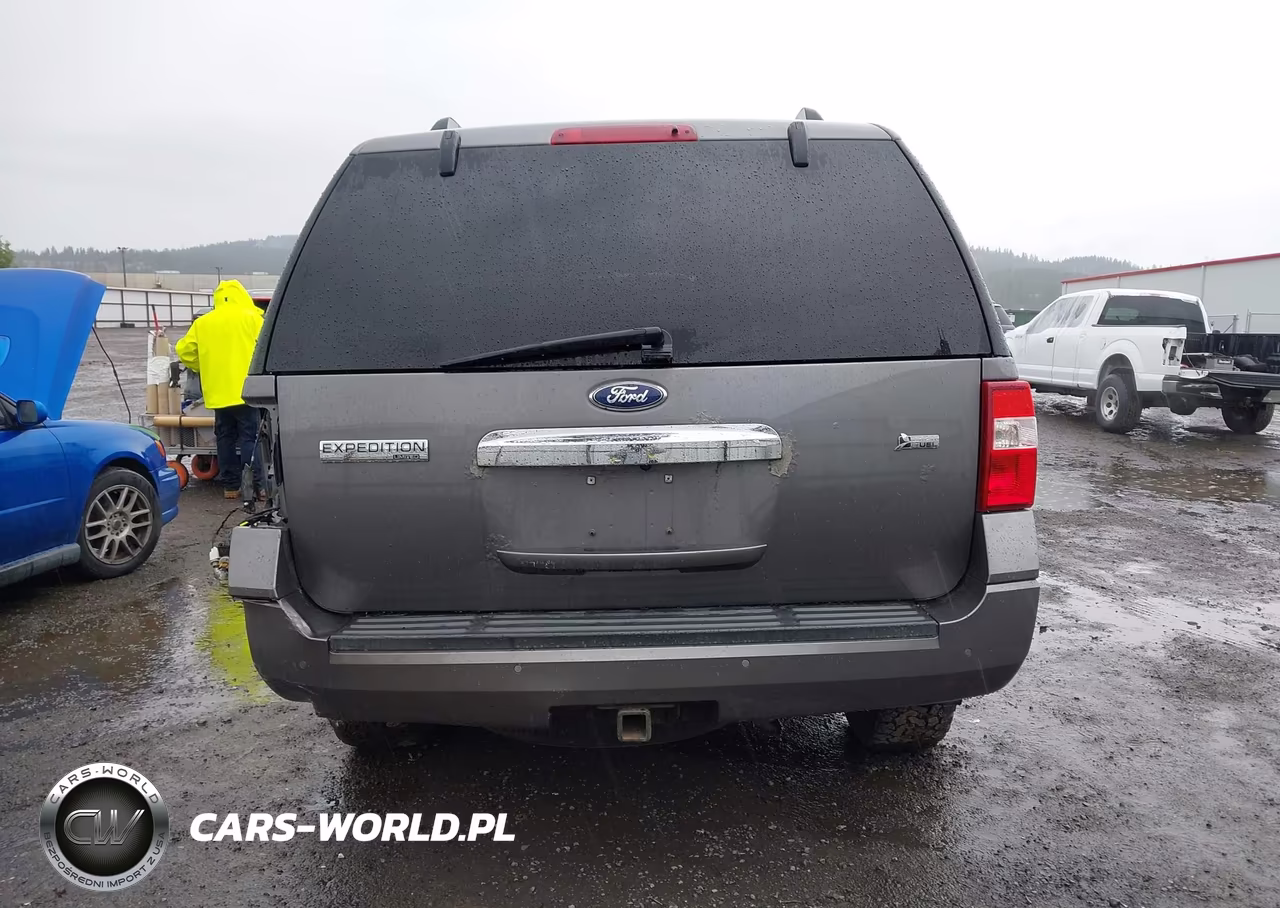 2013 Ford Expedition Limited VIN:1FMJU2A57DEF30713 - 16