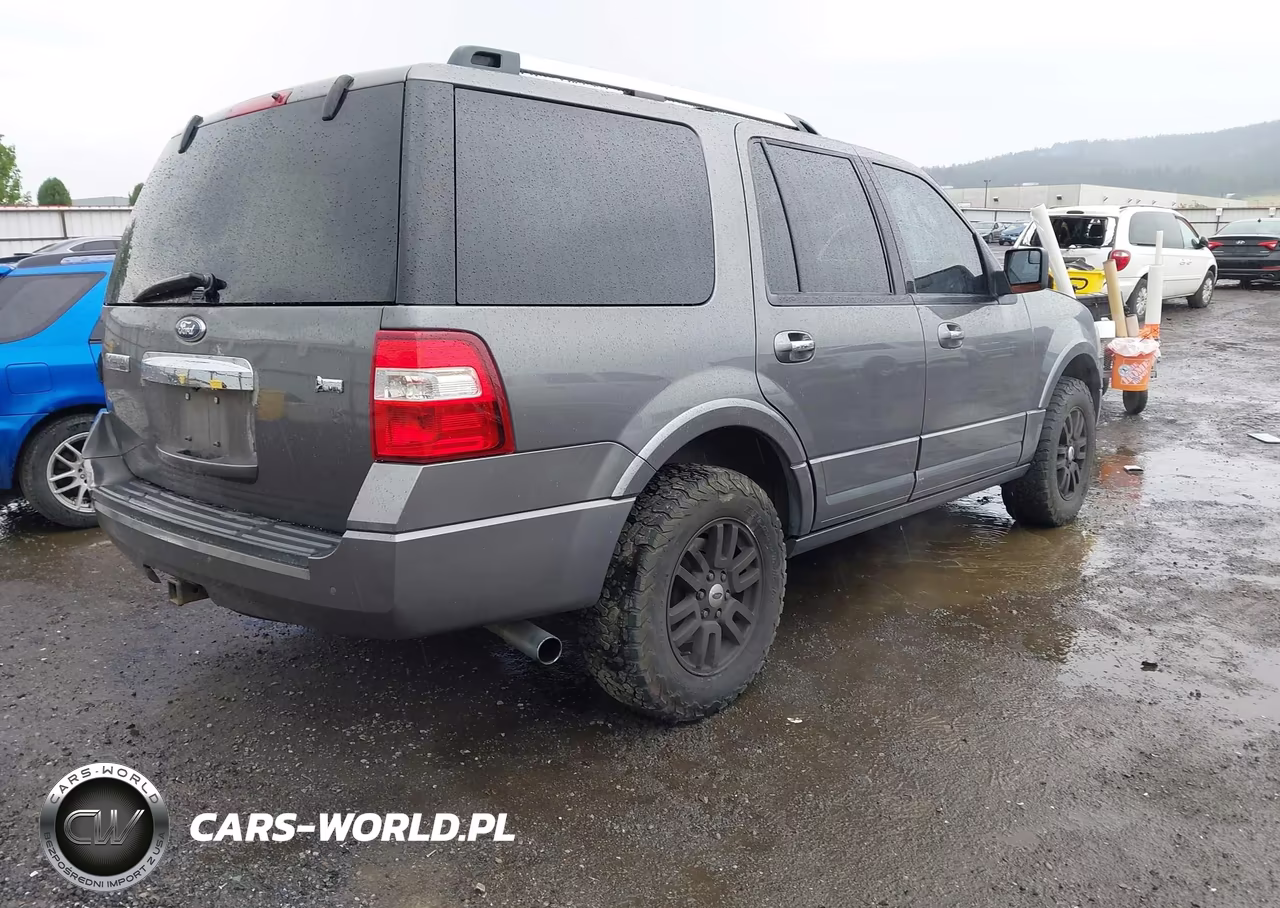 2013 Ford Expedition Limited VIN:1FMJU2A57DEF30713 - 4