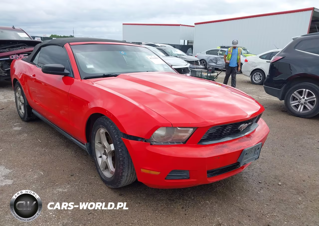 2012 Ford Mustang V6