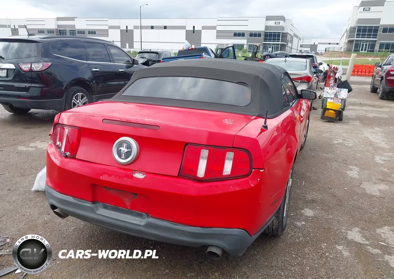 2012 Ford Mustang V6 VIN:1ZVBP8EM8C5235152 - 4