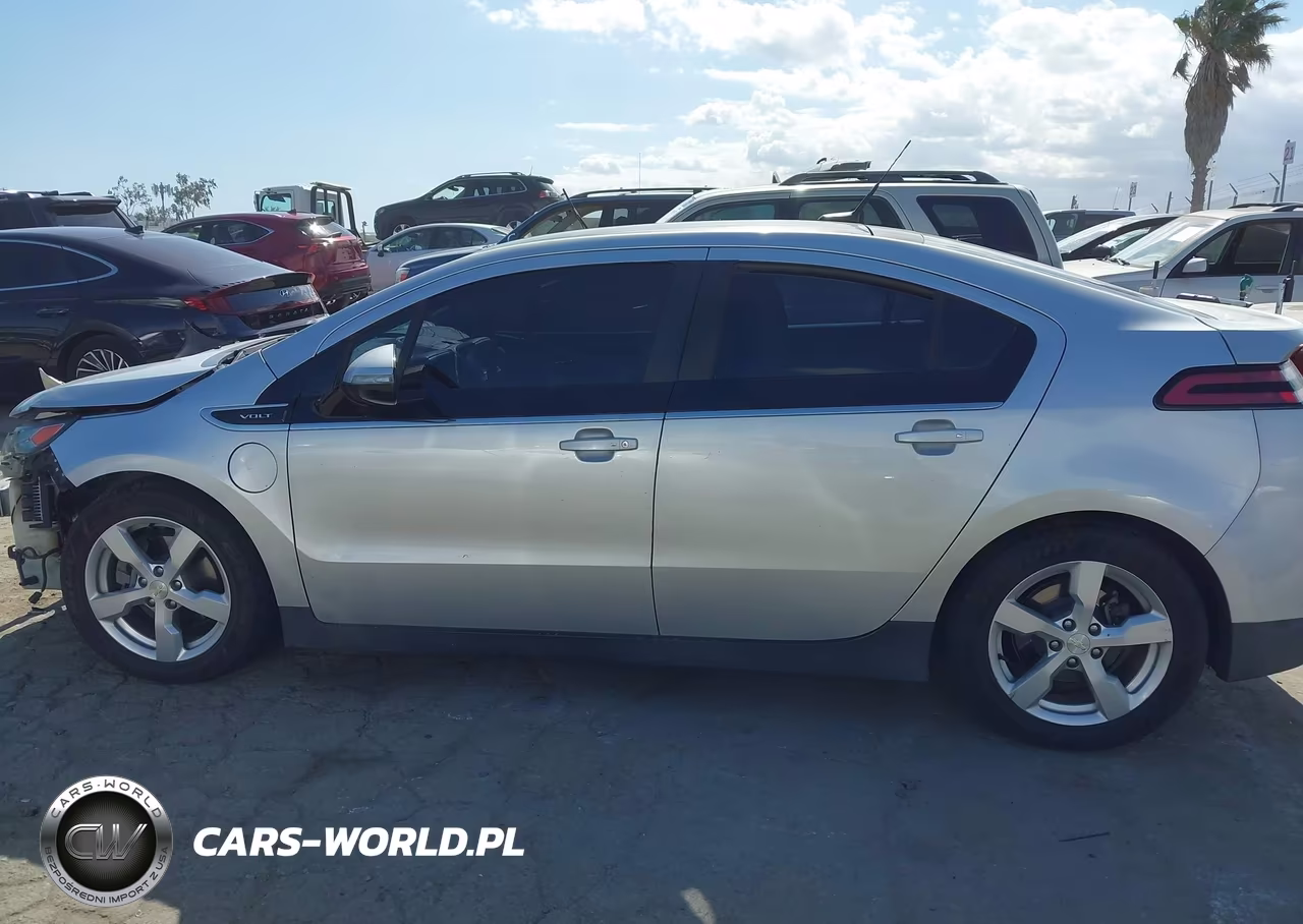 2012 Chevrolet Volt VIN:1G1RA6E45CU121826 - 14