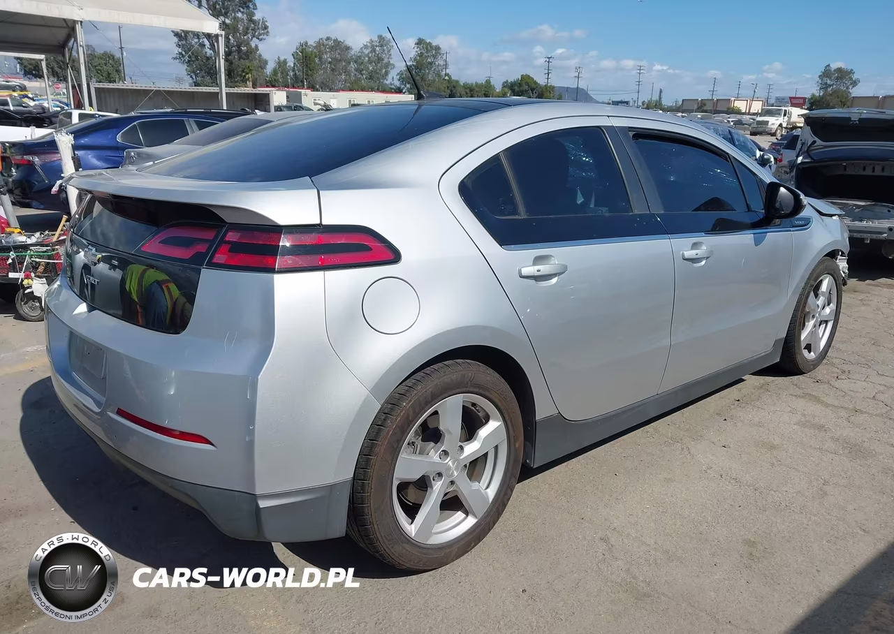 2012 Chevrolet Volt VIN:1G1RA6E45CU121826 - 4