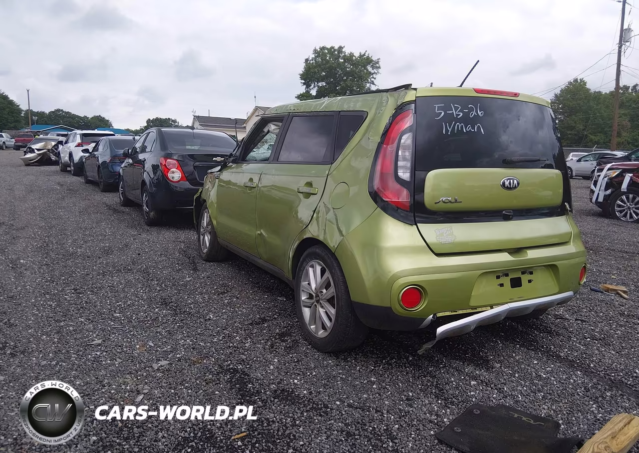 2018 Kia Soul + VIN:KNDJP3A54J7888210 - 3