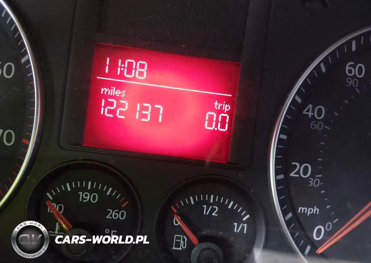 2008 Volkswagen Jetta S VIN:3VWJM71K28M084748 - 7