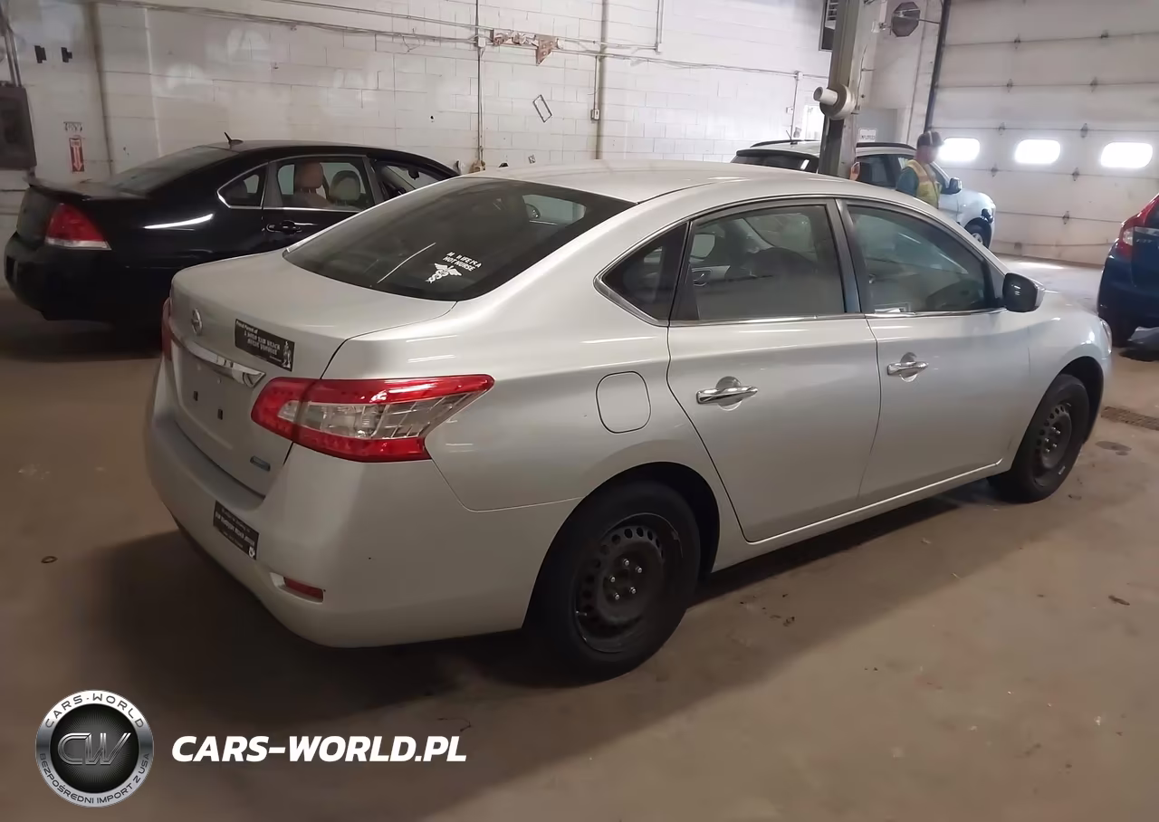 2014 Nissan Sentra S VIN:3N1AB7AP9EY204282 - 4