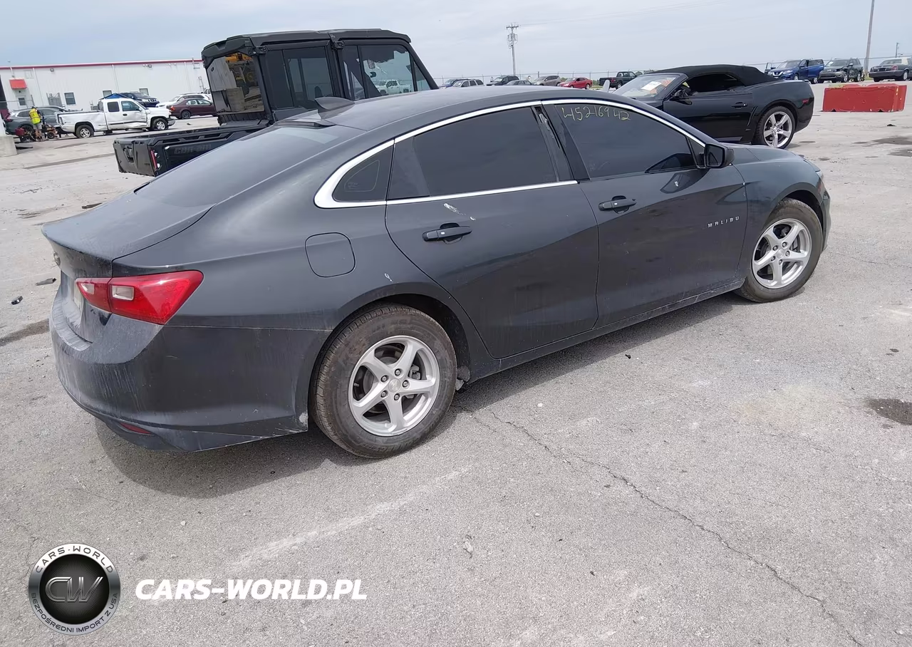 2018 Chevrolet Malibu 1Ls VIN:1G1ZB5ST7JF205926 - 4