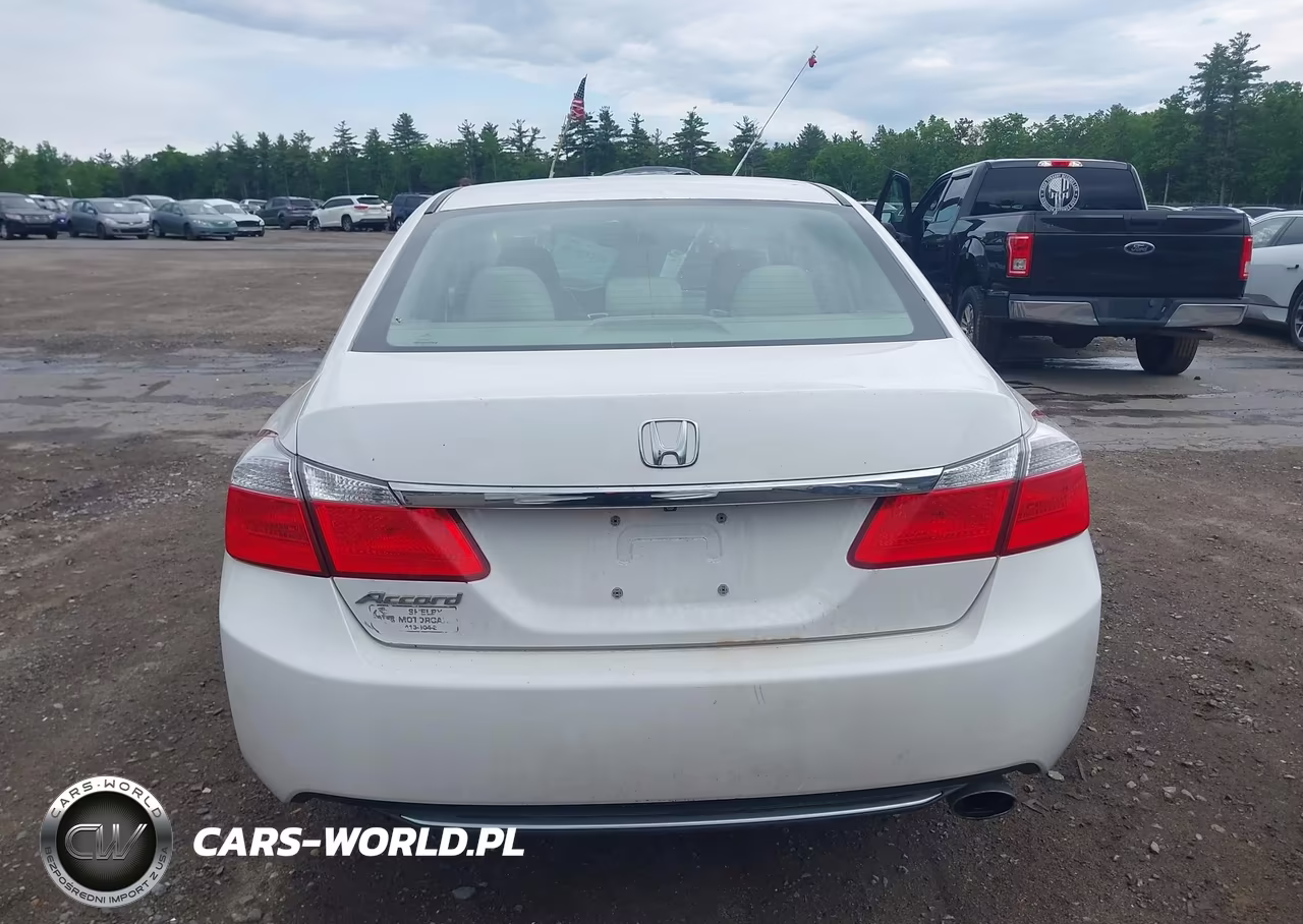 2015 Honda Accord Ex VIN:1HGCR2F79FA258671 - 17