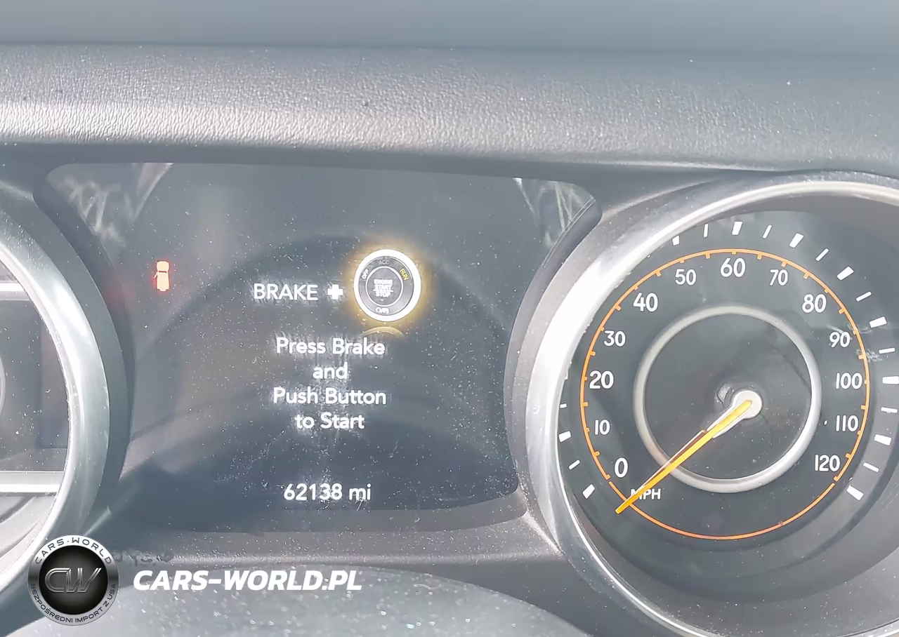 2018 Jeep Wrangler Unlimited Sahara VIN:1C4HJXEG9JW124734 - 14