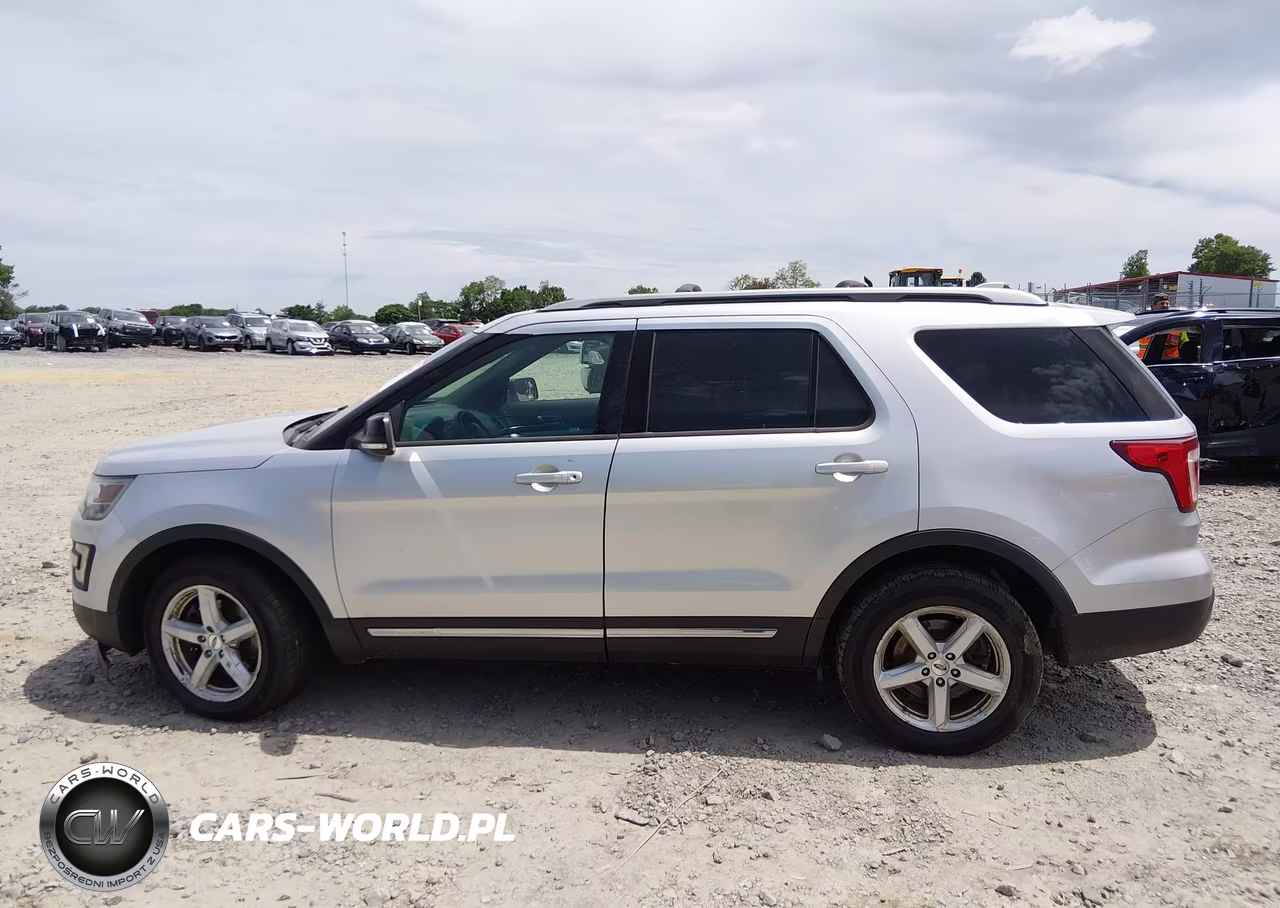 2016 Ford Explorer Xlt VIN:1FM5K8D87GGB50196 - 14