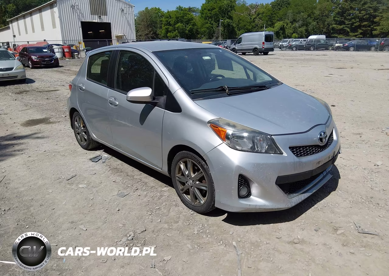 2012 Toyota Yaris Se – zdjęcie 1 z 11