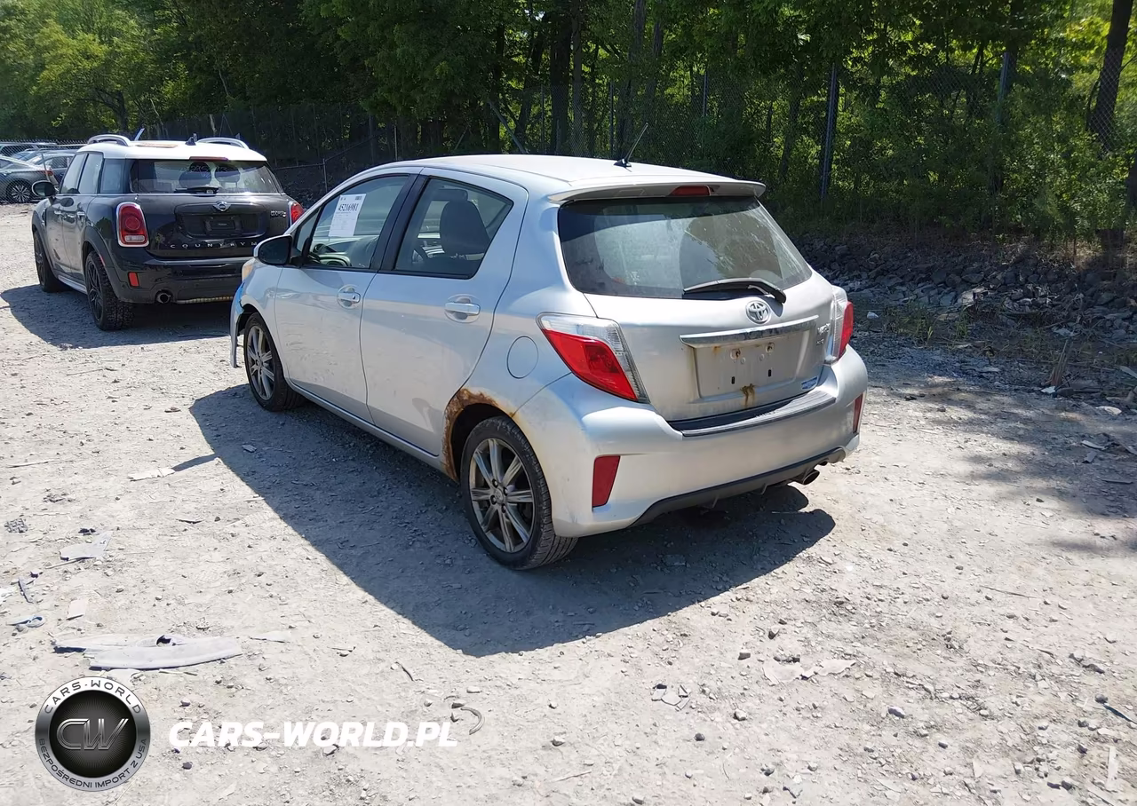 2012 Toyota Yaris Se VIN:JTDKTUD33CD503224 - 3