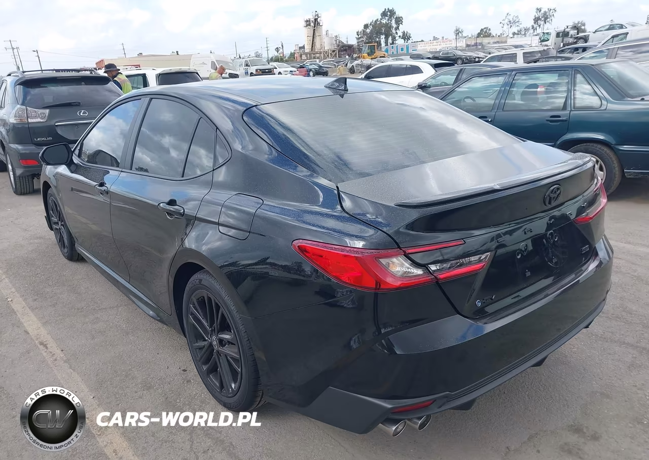 2026 Toyota Camry Se VIN:4T1DAACKXTU726510 - 3