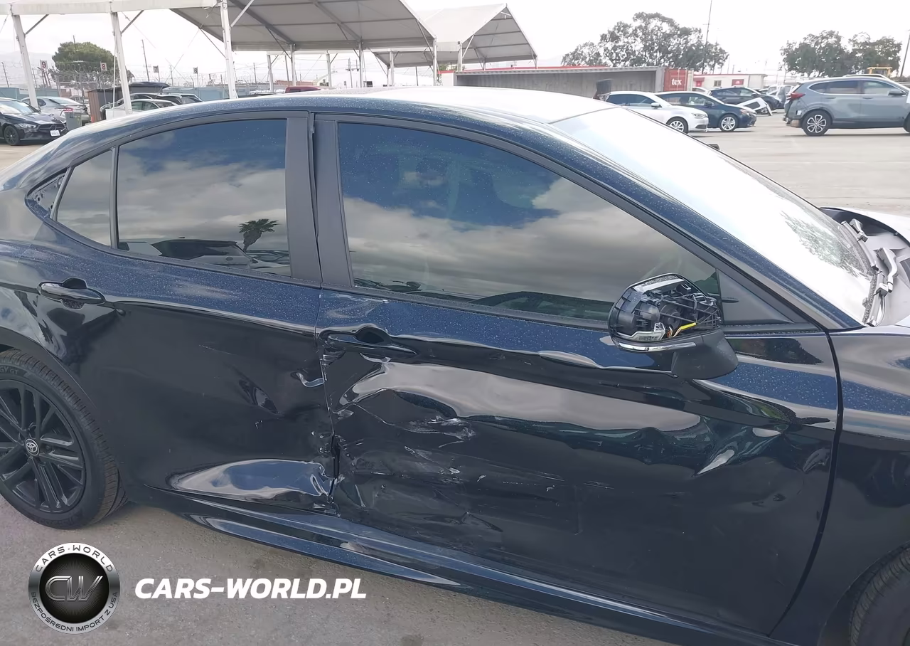 2026 Toyota Camry Se VIN:4T1DAACKXTU726510 - 6