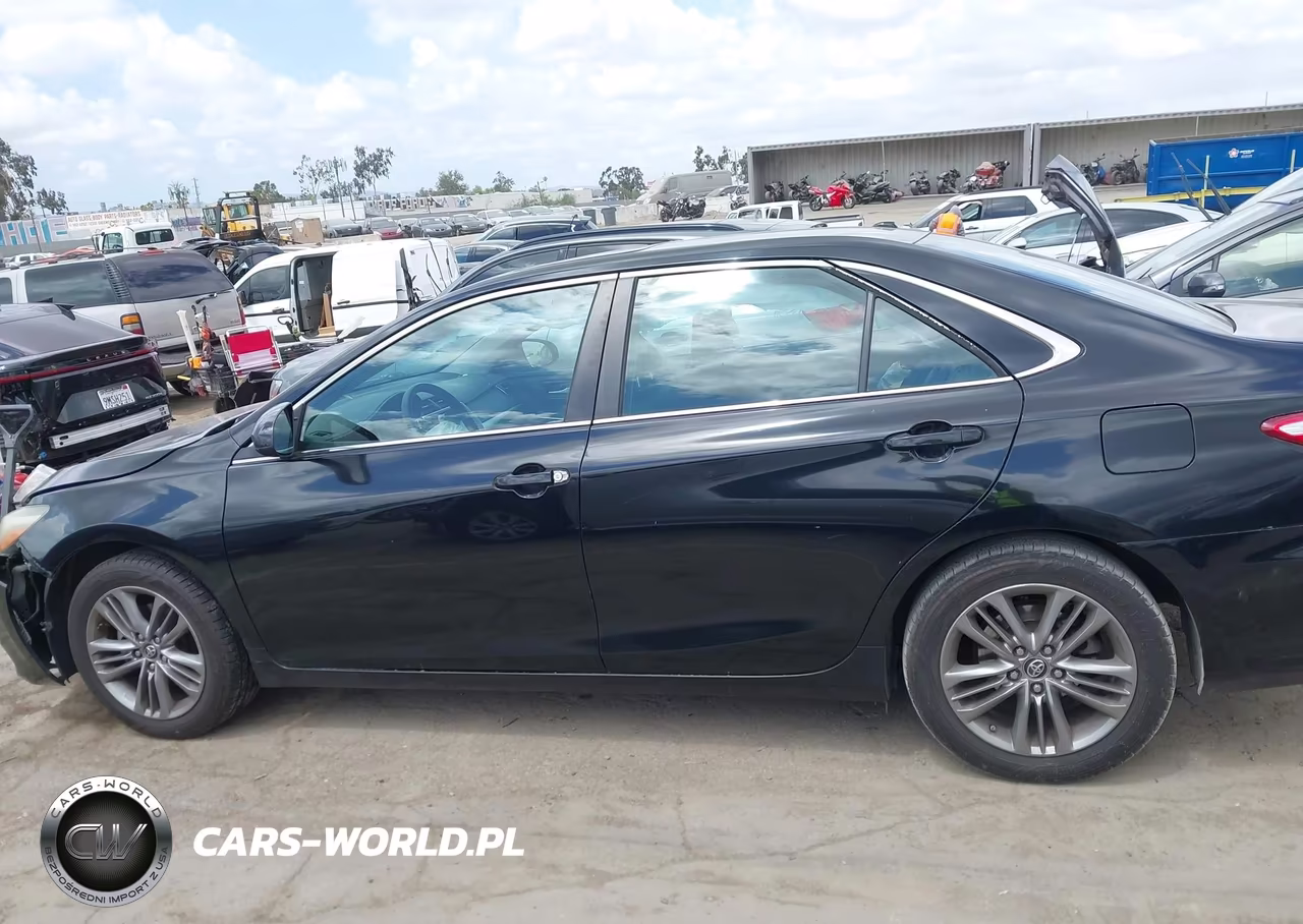 2016 Toyota Camry Se VIN:4T1BF1FK4GU241743 - 14