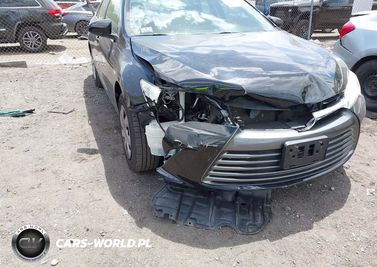 2016 Toyota Camry Le VIN:4T1BF1FK2GU265653 - 6