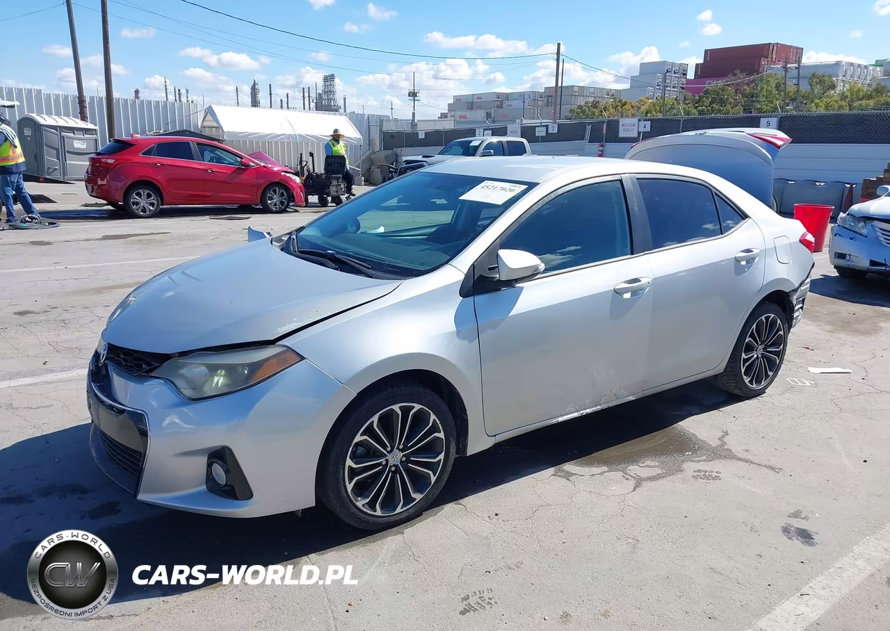2015 Toyota Corolla S Plus VIN:5YFBURHE4FP330272 - 2