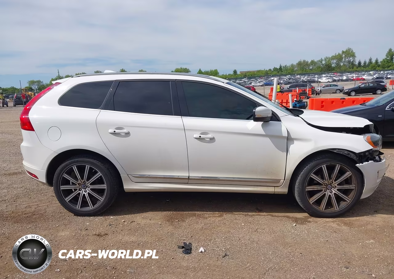 2015 Volvo Xc60 T5 Platinum VIN:YV440MDM3F2698149 - 13