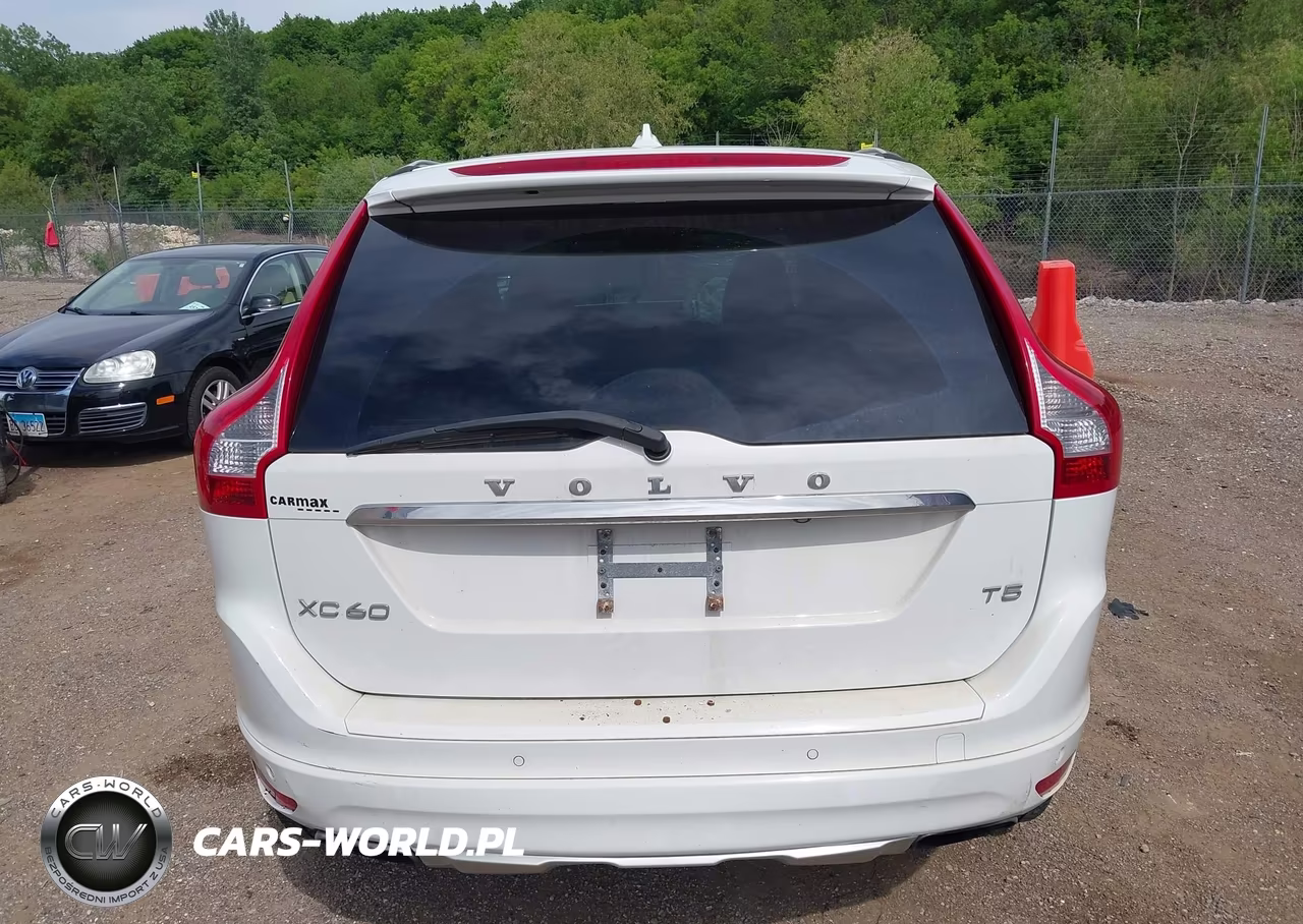 2015 Volvo Xc60 T5 Platinum VIN:YV440MDM3F2698149 - 16