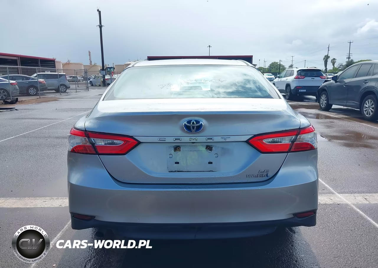 2020 Toyota Camry Le Hybrid VIN:4T1C31AK7LU518142 - 17
