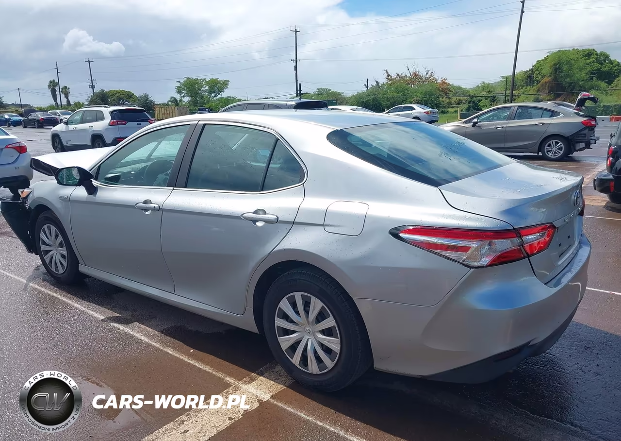 2020 Toyota Camry Le Hybrid VIN:4T1C31AK7LU518142 - 3