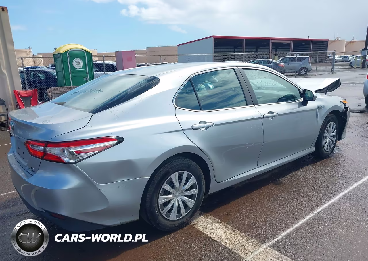 2020 Toyota Camry Le Hybrid VIN:4T1C31AK7LU518142 - 4