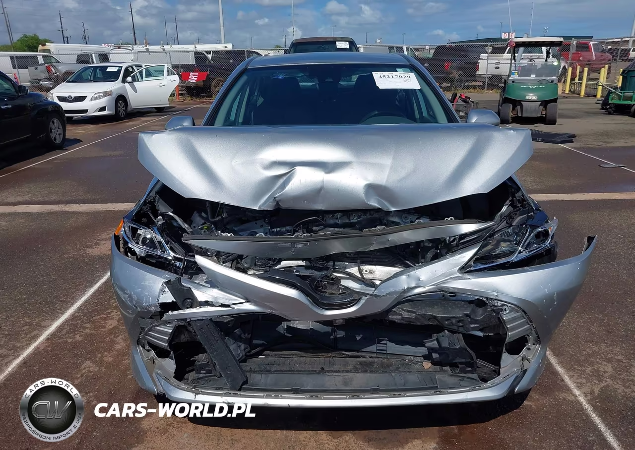 2020 Toyota Camry Le Hybrid VIN:4T1C31AK7LU518142 - 6