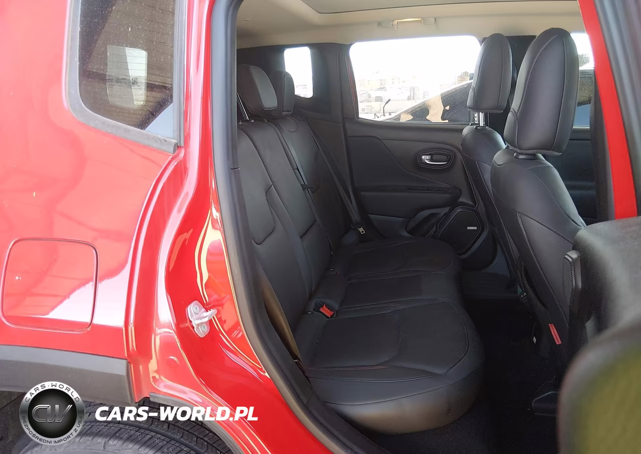 2021 Jeep Renegade Trailhawk 4X4 VIN:ZACNJDC11MPN03323 - 8