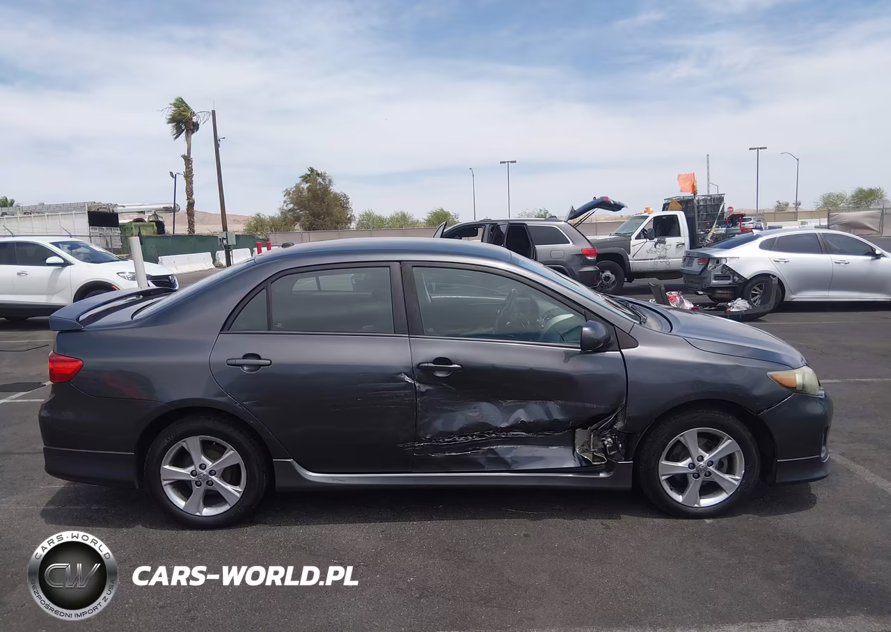 2011 Toyota Corolla S VIN:2T1BU4EE3BC645727 - 13