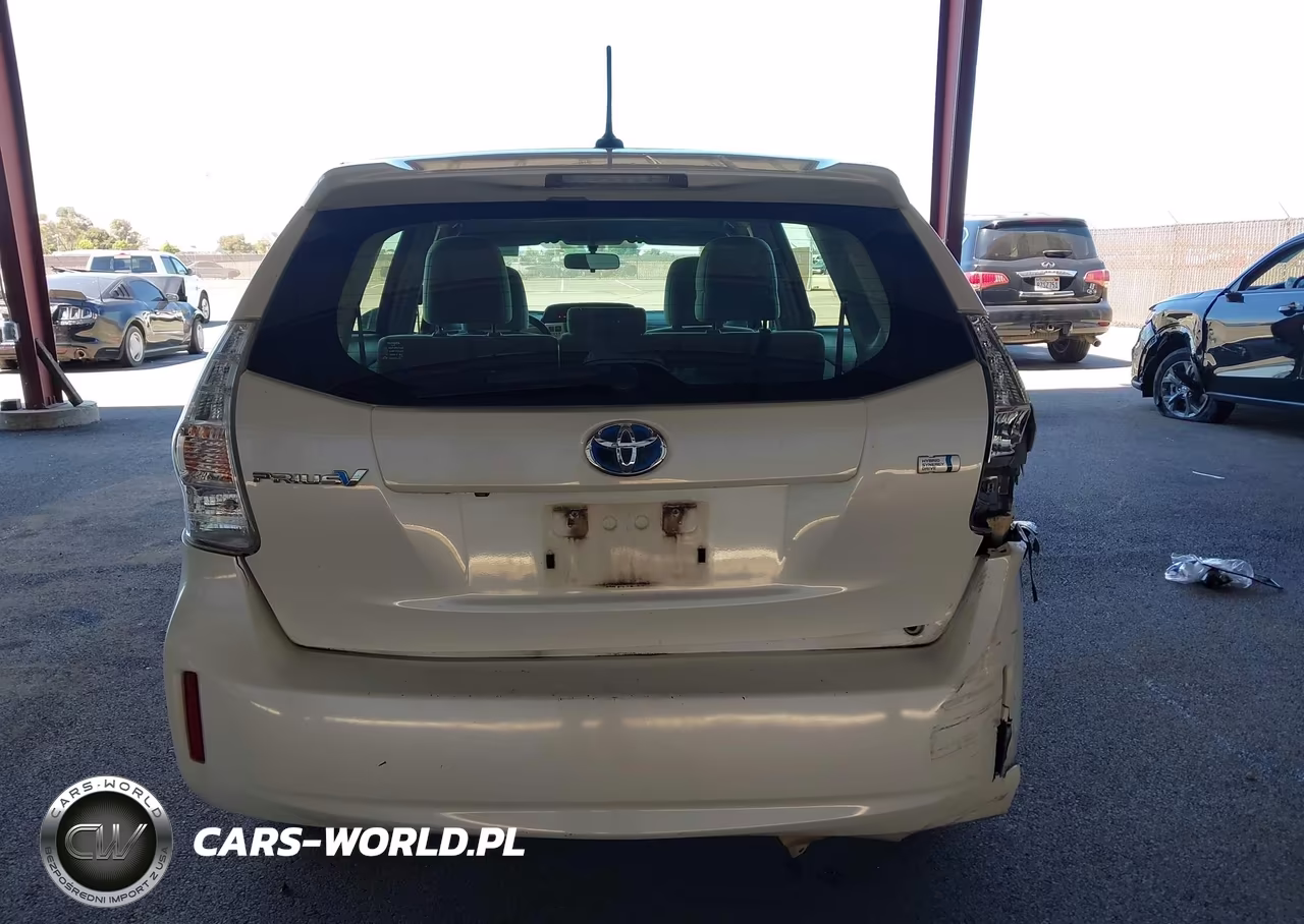2013 Toyota Prius V Three VIN:JTDZN3EUXD3229733 - 16