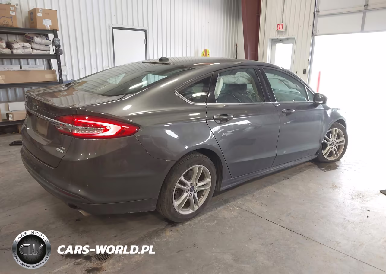 2018 Ford Fusion Se VIN:3FA6P0HDXJR204034 - 4