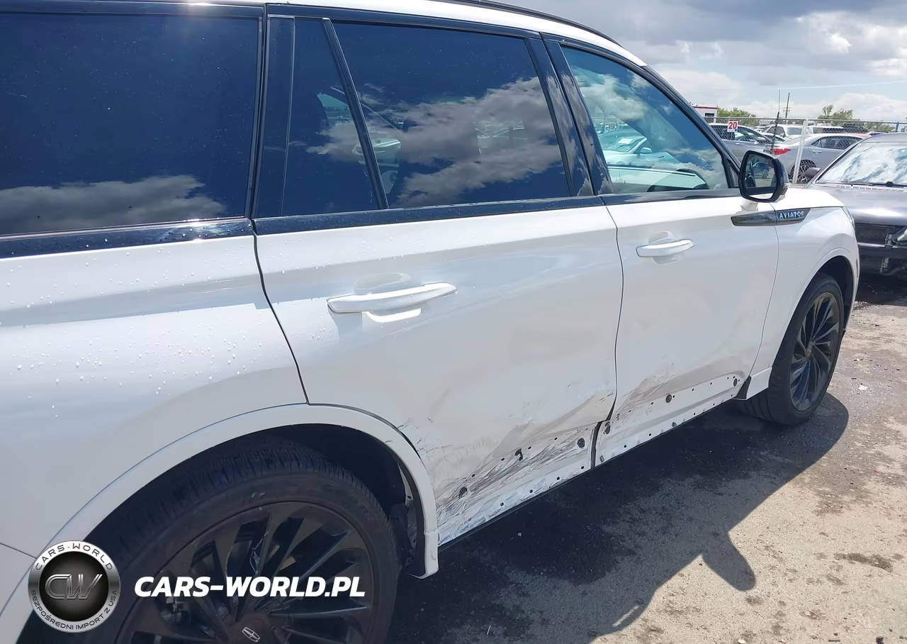 2025 Lincoln Aviator Reserve VIN:5LM5J7XC0SGL19512 - 6