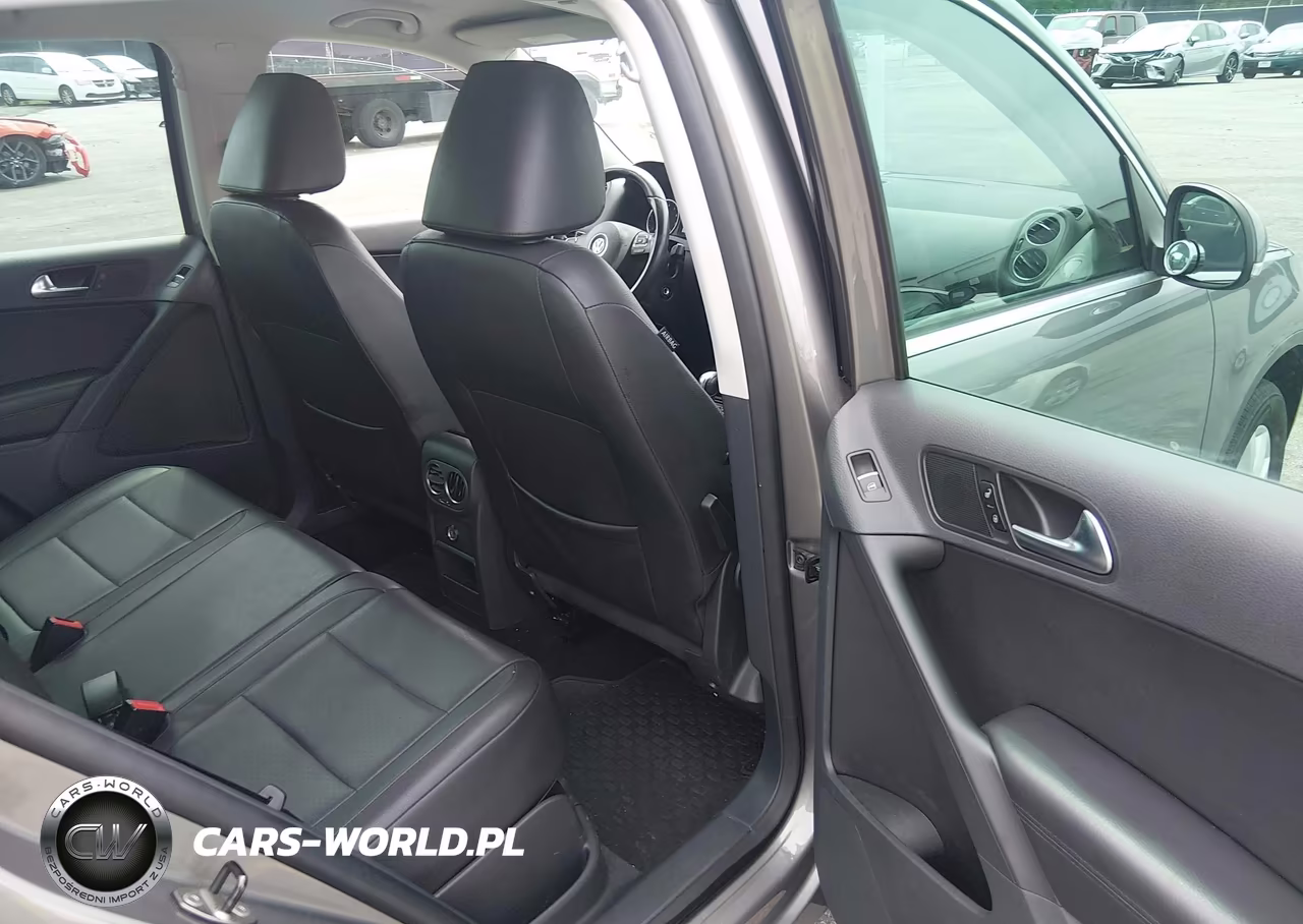 2011 Volkswagen Tiguan Se VIN:WVGAV7AXXBW546701 - 8