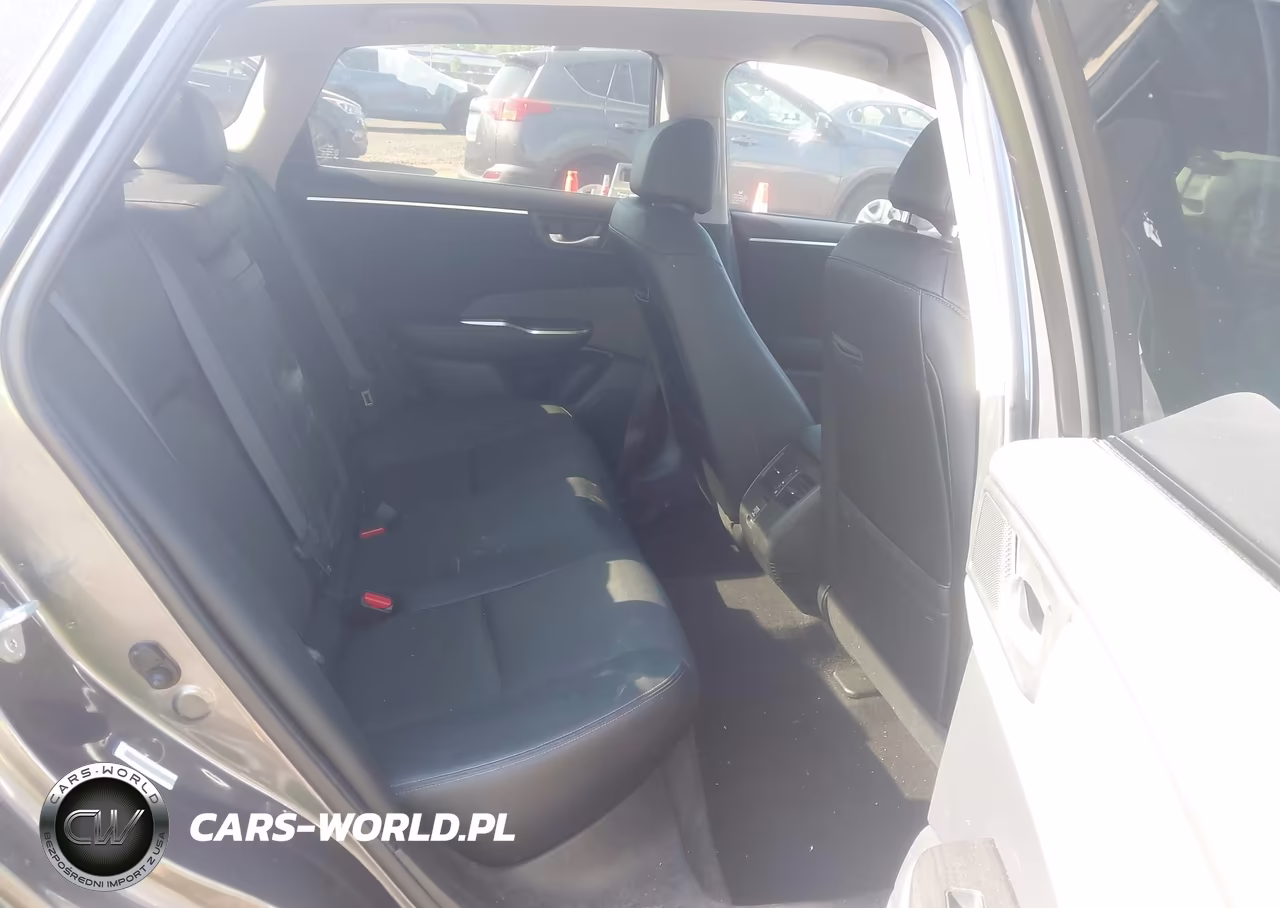 2018 Honda Clarity Plug-In Hybrid Touring VIN:JHMZC5F31JC019247 - 8