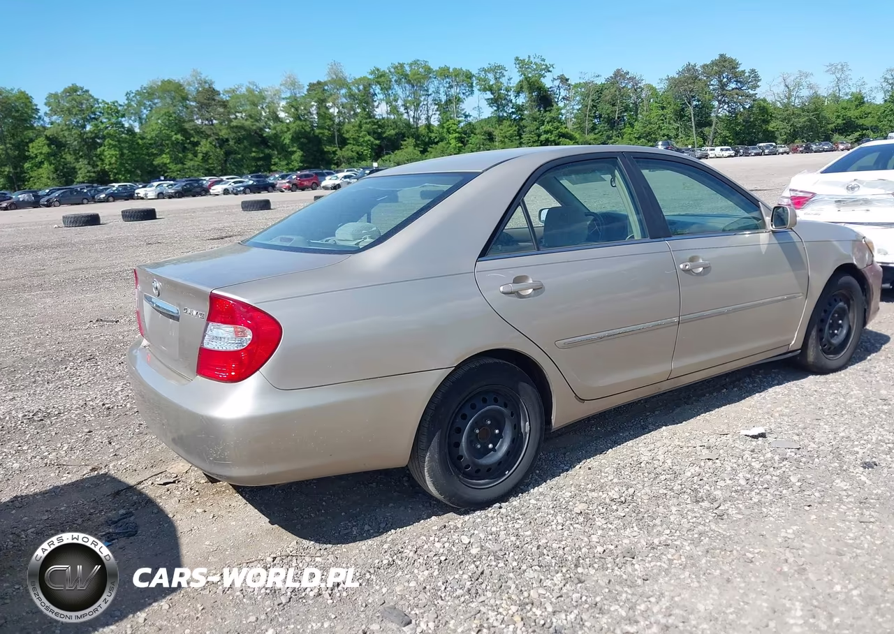 2004 Toyota Camry Xle VIN:4T1BE32K74U919689 - 4