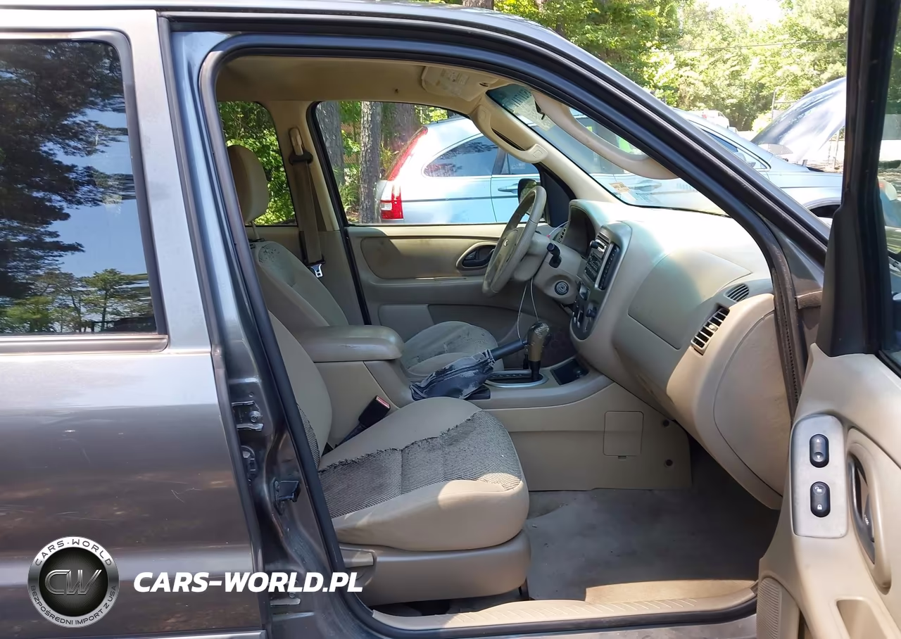 2005 Ford Escape Xlt VIN:1FMYU93185DA03093 - 5